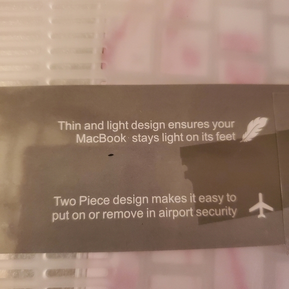 MacBook Pro 13 inch Marble Plastic Hard Shell Case - Picture 3 of 5